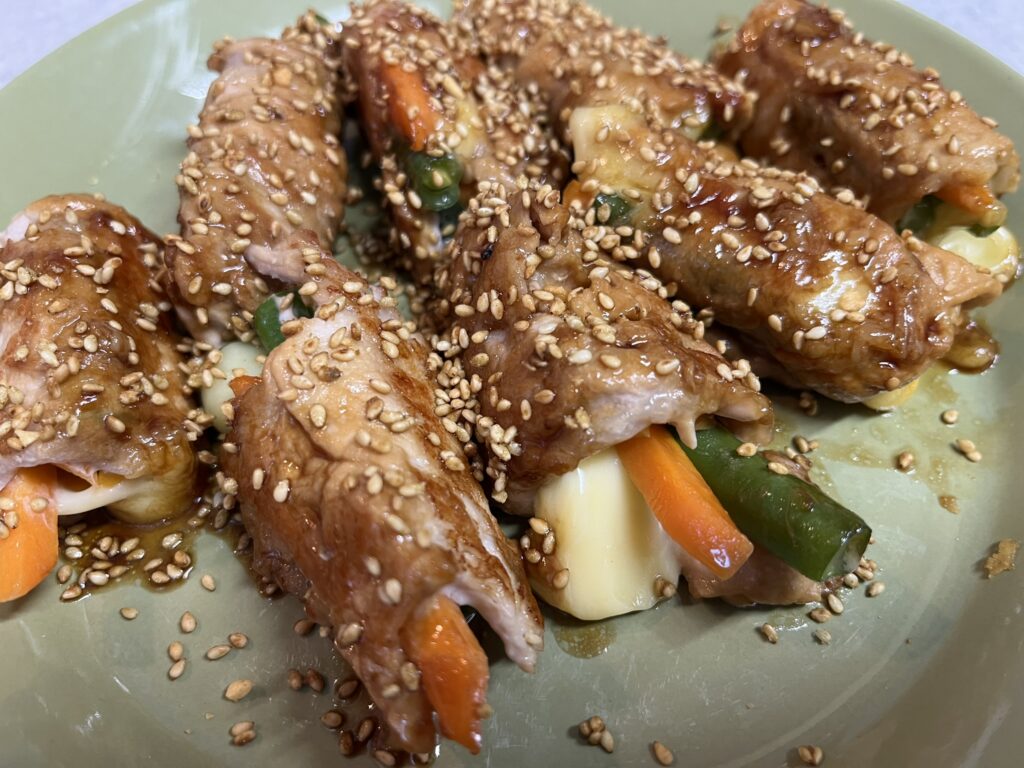 コストコカナダ産三元豚ロースしゃぶしゃぶを使った野菜とチーズの肉巻き