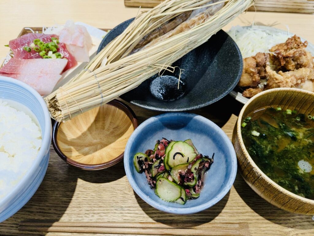道の駅常総内にあるいなほ食堂で一番人気のいなほ食堂定食