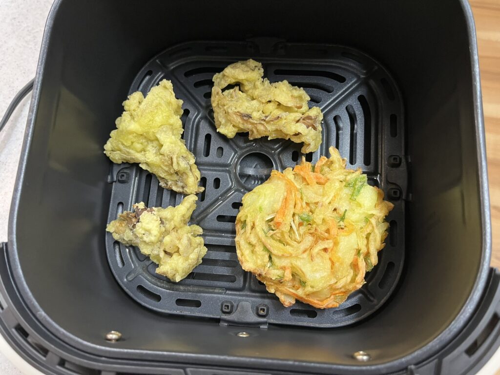 ノンフライヤーCOSORIで天ぷらを温めた後