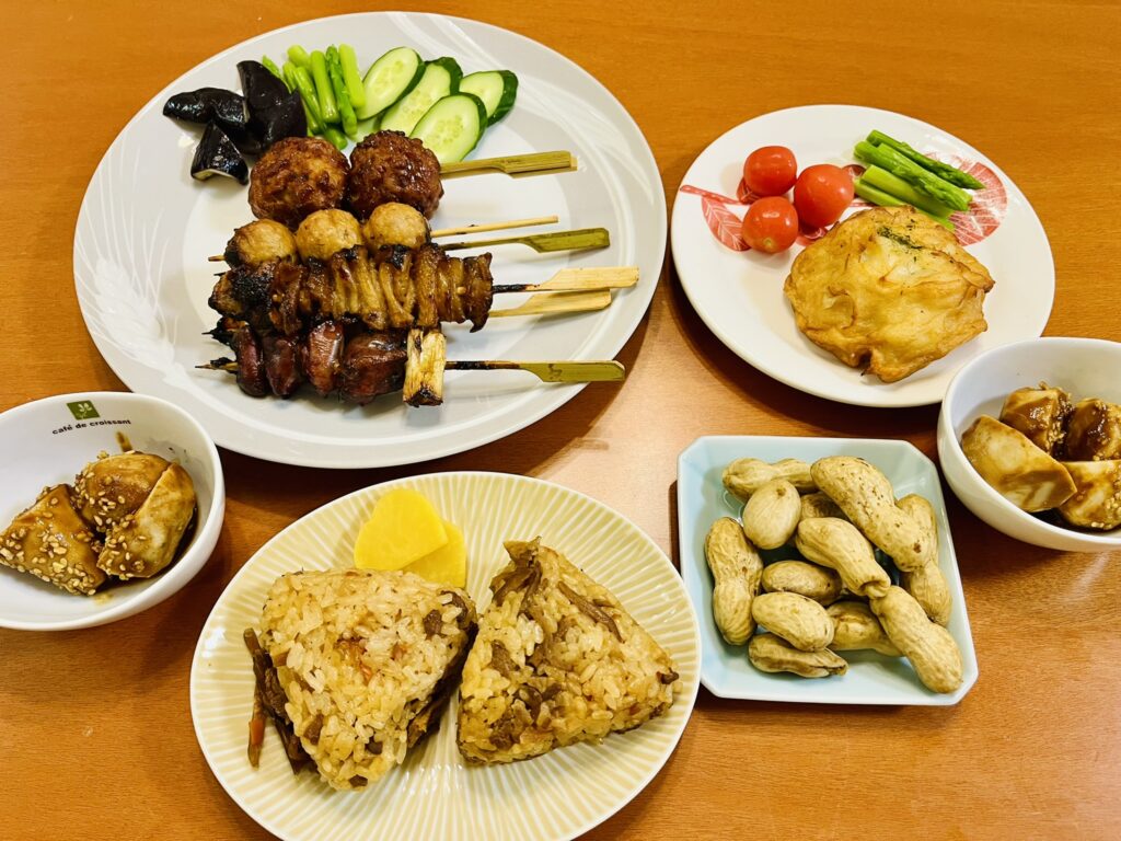 守谷サービスエリアのテイクアウトグルメで自宅飲み　時短料理かつ節約料理