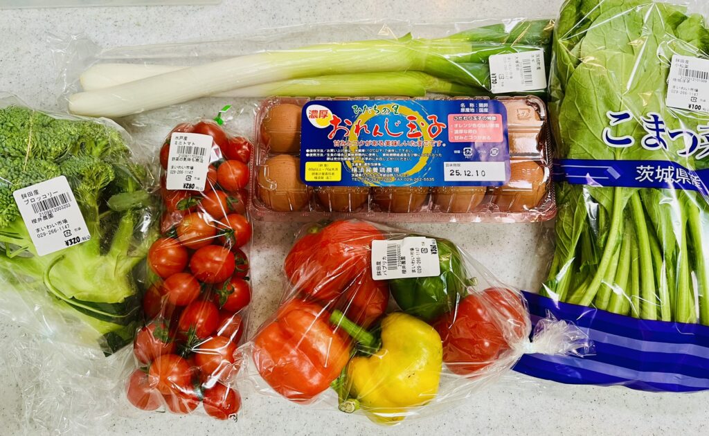 まいわい市場の地元新鮮野菜とおれんじ玉子