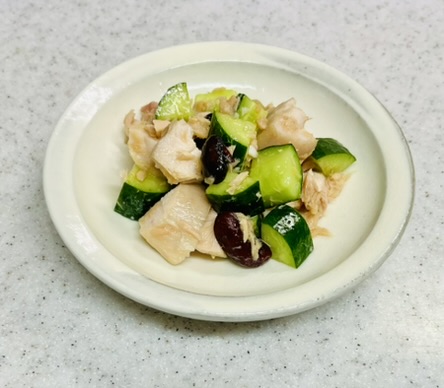 コストコのスモークサラダチキン_時短＆簡単レシピ_高タンパク質サラダ。