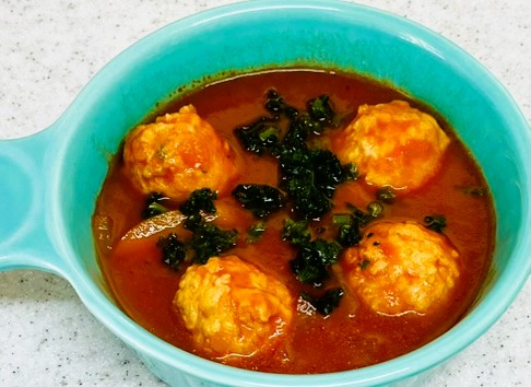 コストコのスターゼン冷凍鶏生だんごのアレンジレシピ。ミネストローネ。時短＆節約料理で美味しい。