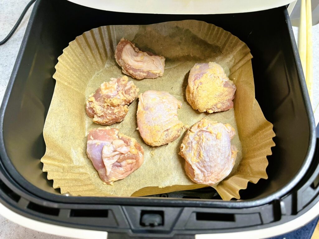 ノンフライヤーで唐揚げを加熱する前