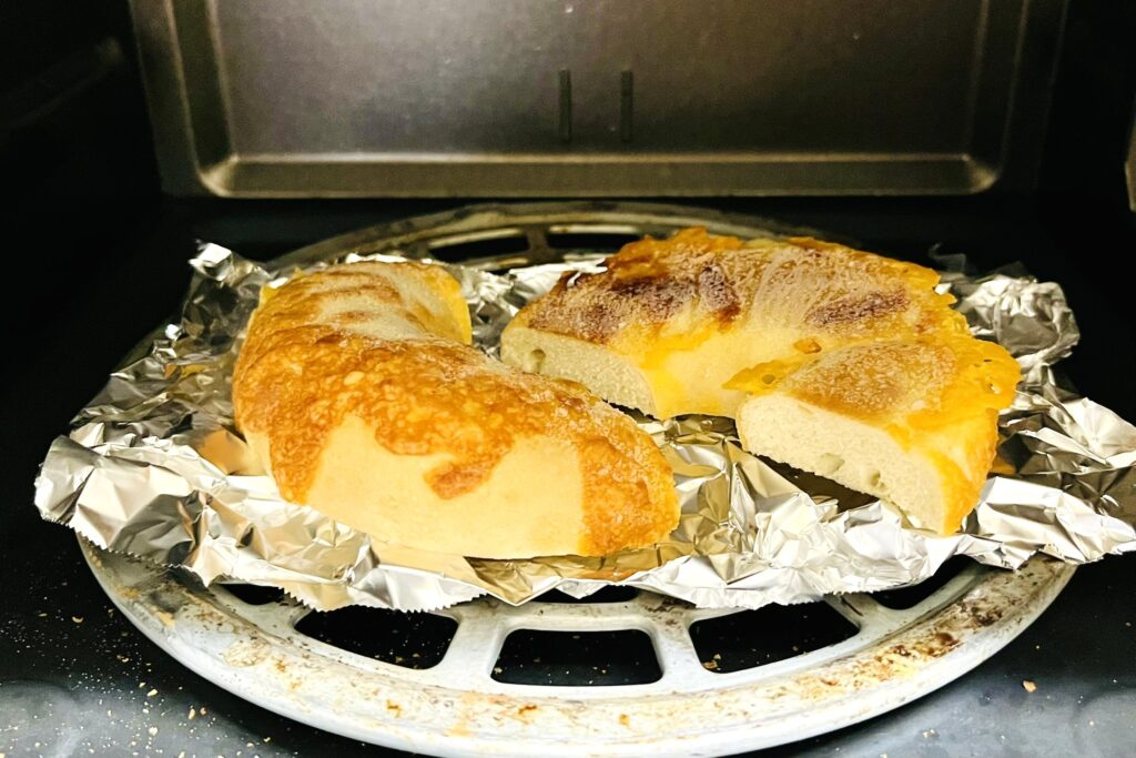 コストコチーズベーグルを冷凍してトースターで焼いた試験